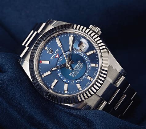 lista d'attesa rolex sky dweller blu dial|rolex sky dweller oyster.